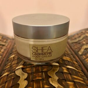 Bath & Body Works True Blue Spa Shea Cashmere Body Cream 7 Oz
